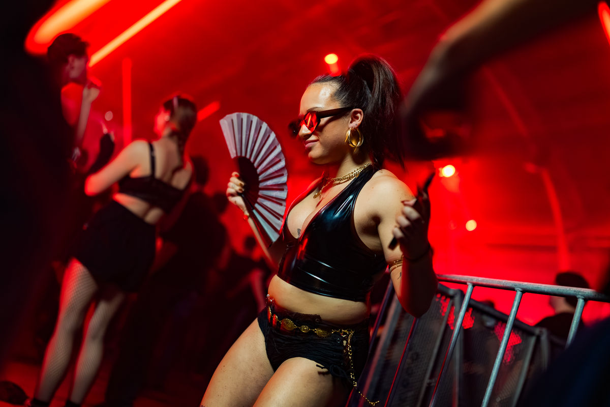 Loading... just a sec